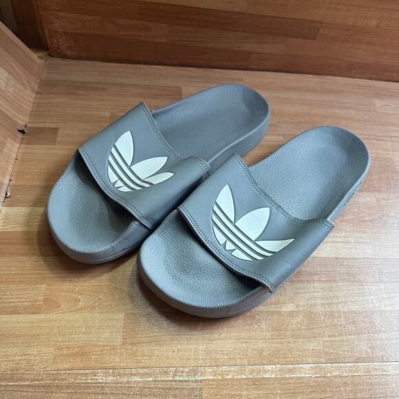 adidas Adilette Comfort Slides bundle size 9